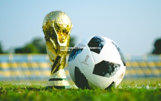 开云体育平台|江苏足球俱乐部新增555万执行标的，夺冠后解散与欠薪困局再引风波